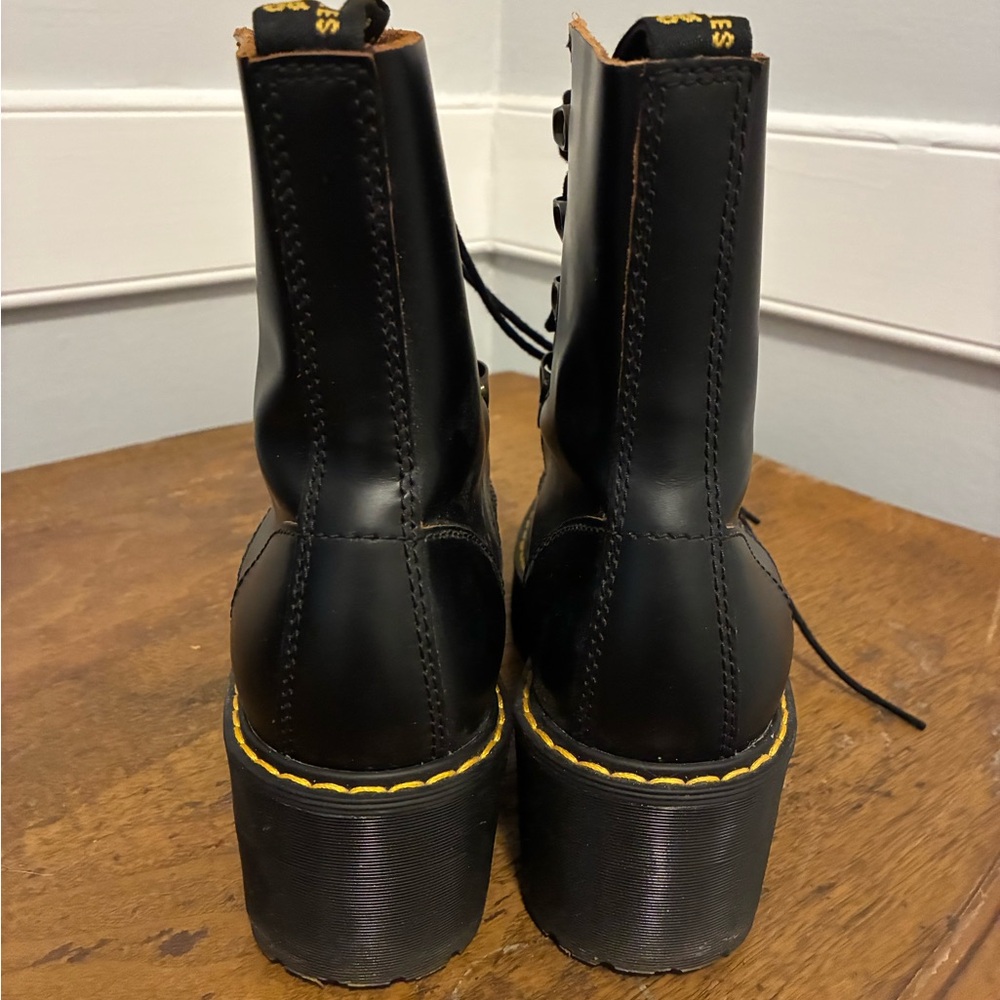 Dr. Martens Black Leather Boots Leona - Picture 4 of 8